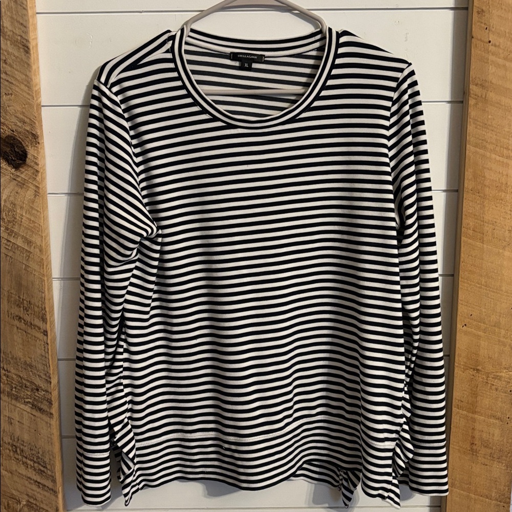 STELLA & DOT